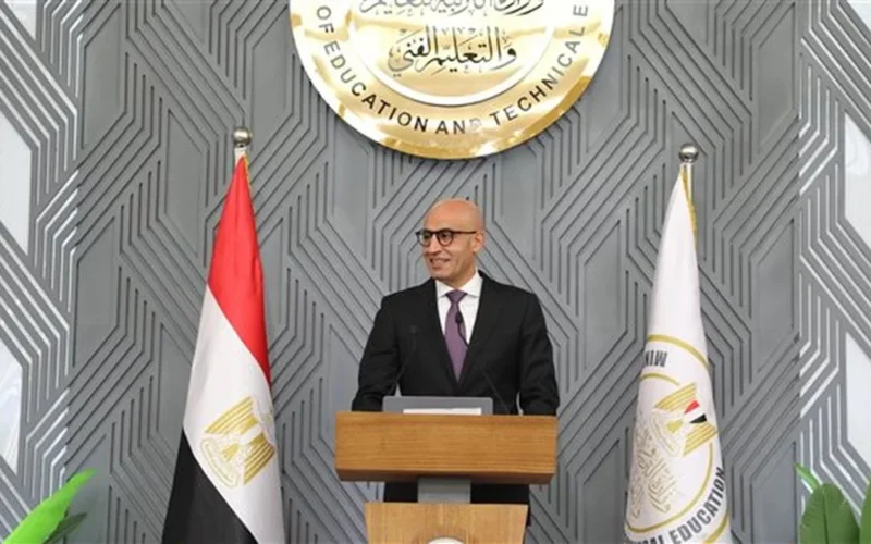حقيقة تعديل التقييمات.. التعليم تحسم الجدل حول نظام دراسة صفوف النقل لعام 2026